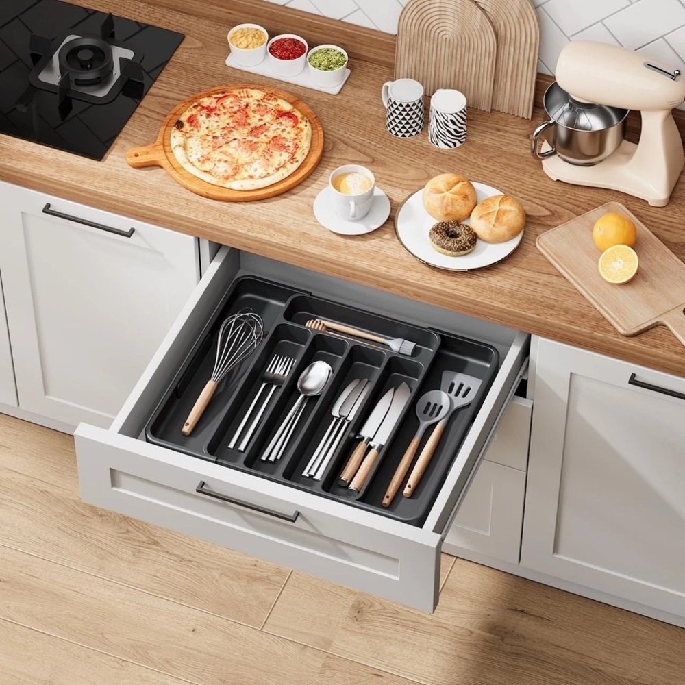 Kitsure Expandable Silverware Drawer Organizer - Picture 2 of 11